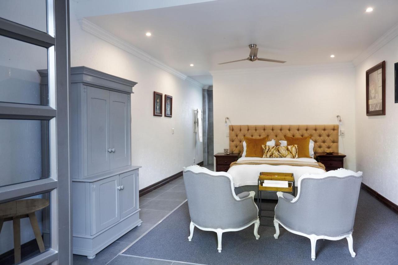 River Meadow Manor Centurion Extérieur photo