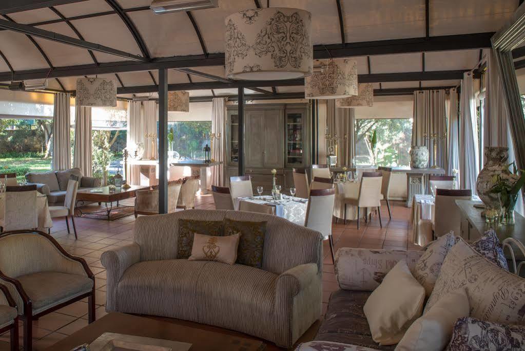 River Meadow Manor Centurion Extérieur photo